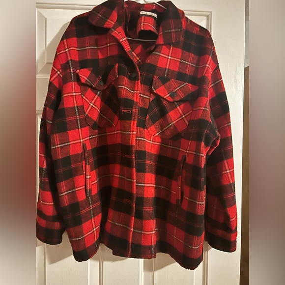 Dex shacket - Picture 1 of 3